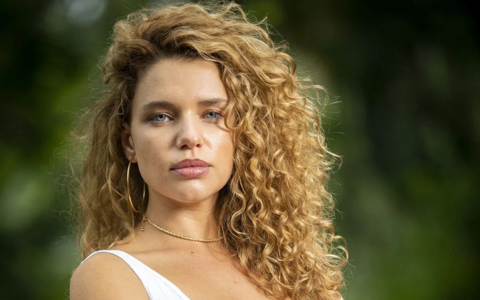 Melhores Cenas de Bruna Linzmeyer na novela Pantanal