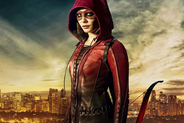 Willa Holland: Atriz de Arrow tem nudes e vídeos de sexo vazados na internet