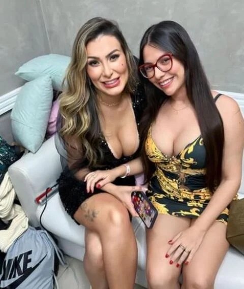 Andressa Urach – lesbo com a Alyne Lary – 7&nbsp;minutos