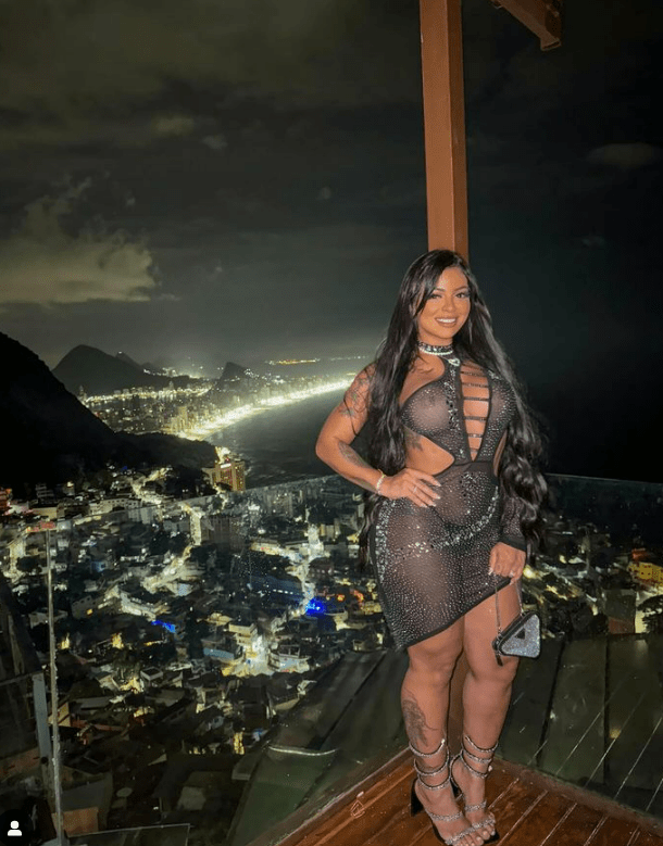 Stephanie Silveira – novo vídeo metendo – 9&nbsp;minutos